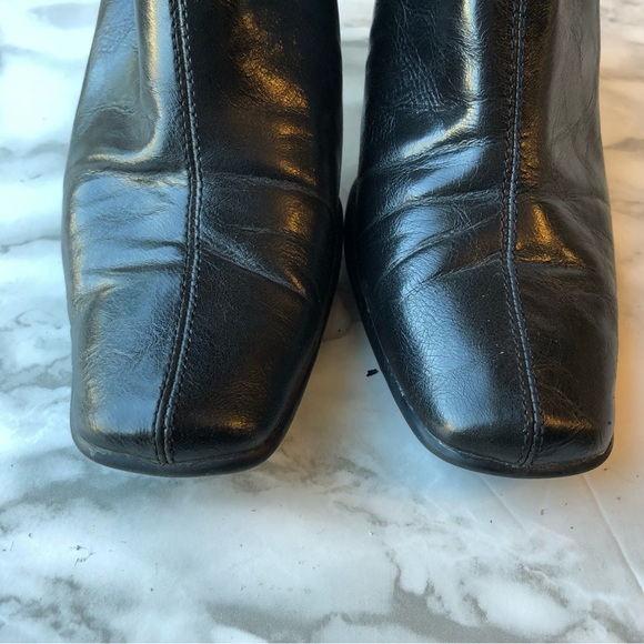 Aerosols Black Leather ladies boot size 6.5 Rubber sole Excellent condition - Picture 2 of 9